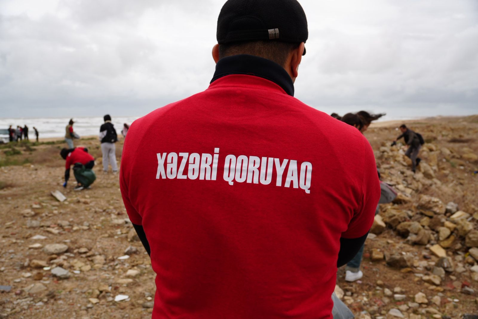  ADRA-nın əməkdaşları “Xəzəri qoruyaq!” ekoloji aksiyasında iştirak ediblər